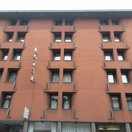 Hotel 38