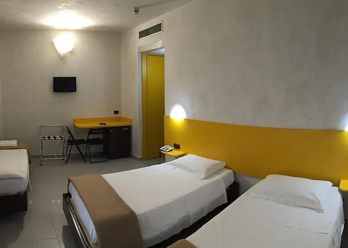 Hotel 38