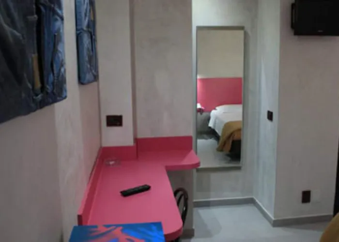 Hotel 38 3*