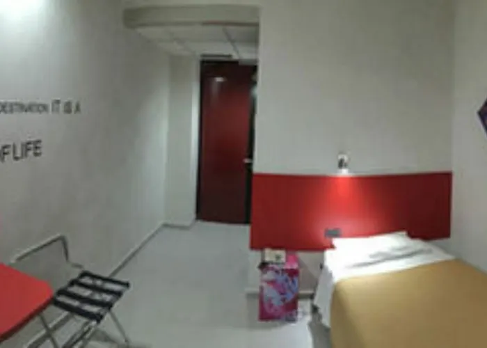 Hotel 38 3*